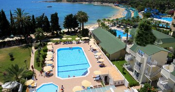 Hotel Incekum Su - výhľad na bazén - letecký zájazd CK Turancar - Turecko, Avsallar