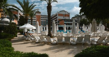 Insula Resort - areál hotela - letecký zájazd CK Turancar - Turecko, Konakli