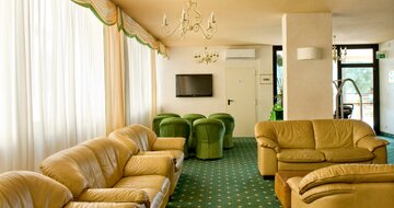 Hotel Solarium - recepcia - zájazd vlastnou dopravou CK Turancar - Taliansko - San Benedetto del Tronto - Palmová riviéra