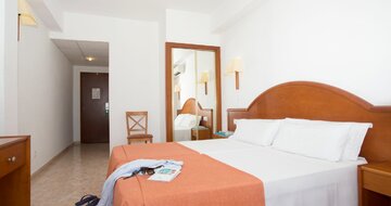 hotel BlueSea Piscis - dvojlôžková izba - letecký zájazd od CK Turancar - Malorka, Alcudia