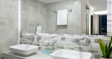 Aparthotel Sirines Thasos-Potos-suita-kúpeľňa-zájazd CK TURANCAR
