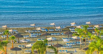 St.Raphael Resort - pláž - letecký zájazd CK Turancar - Cyprus, Limassol