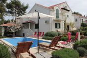 Villa KAMENICA
