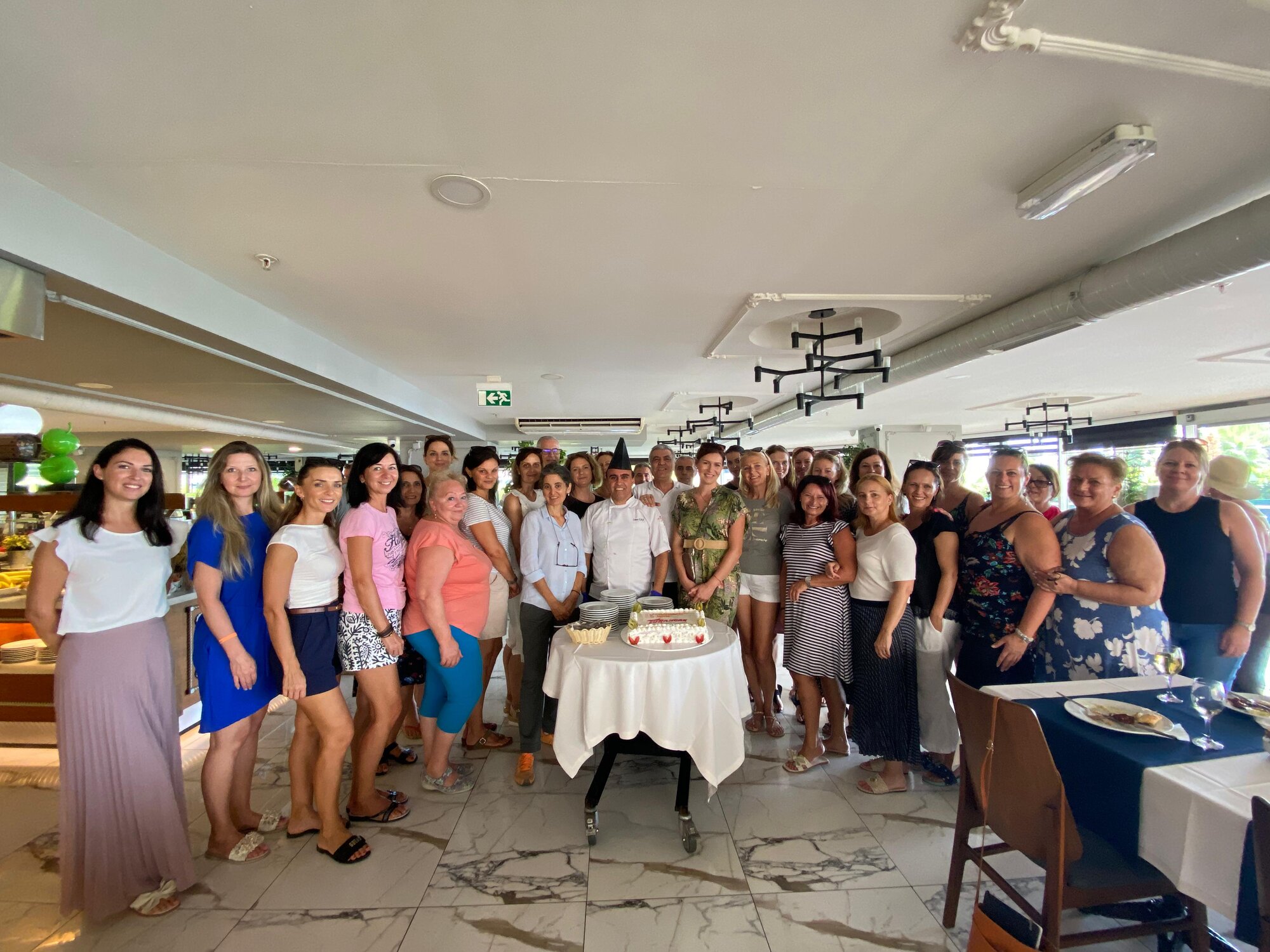 Tím TURANCAR Travel