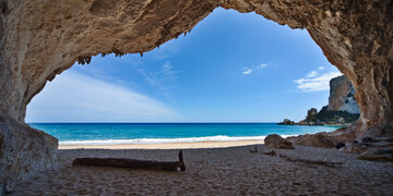 Destinácia, v ktorej má more tridsať odtieňov tyrkysovej.