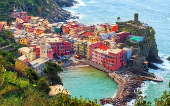 CK Turancar, autobusový poznávací zájazd, Ligúrska riviéra s kúpaním, Cinque Terre, Vernazza CK Turancar, autobusový poznávací zájazd, Ligúrska riviéra s kúpaním, Cinque Terre, Vernazza