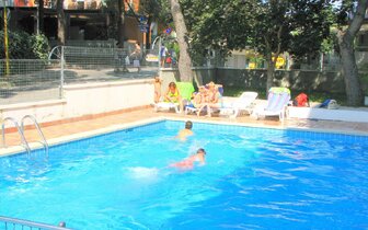 Rezidencia Capitol s bazénom a klimatizáciou, zájazdy autobusovou a individuálnou dopravou do Talianska, Bibione