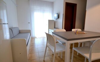 apartmánový dom Patrick v Bibione Spiaggia - zájazdy autobusovou a individuálnou dopravou CK TURANCAR