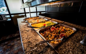 Hotel Bajkal - bufetové stoly - letecký zájazd CK Turancar - Bulharsko, Slnečné pobrežie