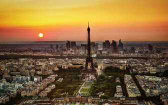 CK Turancar, autobusový poznávací zájazd, Paríž a Disneyland, Eiffelova veža CK Turancar, autobusový poznávací zájazd, Paríž a Disneyland, Eiffelova veža