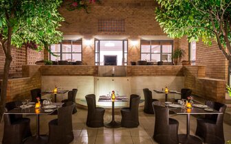 Hotel Bella beach - bar - letecký zájazd CK Turancar - Kréta, Anissaras