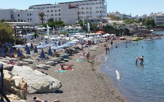 Hotel Silva beach - pláž - letecký zájazd CK Turancar - Kréta, Hersonissos