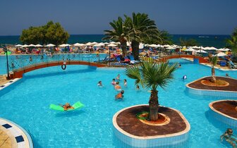 Hotel Eri Beach & Village - bazén - letecký zájazd CK Turancar - Kréta, Hersonissos