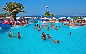 Hotel Eri Beach & Village - bazén - letecký zájazd CK Turancar - Kréta, Hersonissos