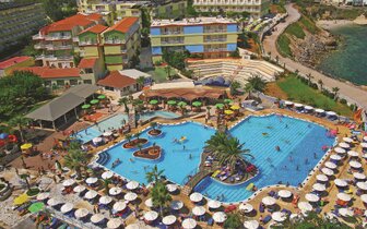 Hotel Eri Beach & Village - letecký záber - letecký zájazd CK Turancar - Kréta, Hersonissos