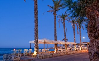 Hotel Eri Beach & Village - centrum - letecký zájazd CK Turancar - Kréta, Hersonissos