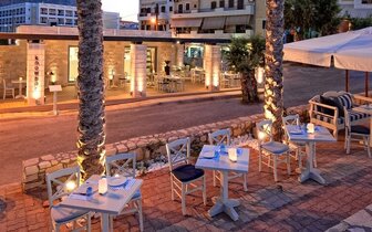 Hotel Eri Beach & Village - centrum - letecký zájazd CK Turancar - Kréta, Hersonissos