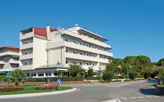 Hotel OLD RIVER - CK TURANCAR - Taliansko Lignano - zájazdy autobusovou a individuálnou dopravou