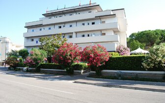 Hotel OLD RIVER - CK TURANCAR - Taliansko Lignano - zájazdy autobusovou a individuálnou dopravou