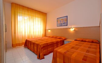 Rezidencia Rubin  - Taliansko Lignano - CK TURANCAR zájazdy individuálnou a autobusovou dopravou