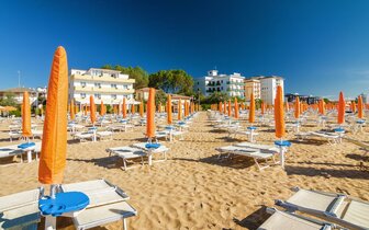 Hotel Bolivar s bazénom, pláž, Taliansko, Lido di Jesolo, CK TURANCAR Hotel Bolivar s bazénom, pláž, Taliansko, Lido di Jesolo, CK TURANCAR