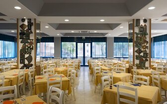 Hotel Miami s bazénom, Taliansko, Lido di Jesolo, dovolenka autom alebo autobusovou dopravou CK TURANCAR Hotel Miami s bazénom, Taliansko, Lido di Jesolo, dovolenka autom alebo autobusovou dopravou CK TURANCAR