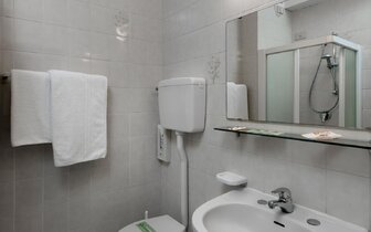 Hotel Miami s bazénom, Taliansko, Lido di Jesolo, dovolenka autom alebo autobusovou dopravou CK TURANCAR Hotel Miami s bazénom, Taliansko, Lido di Jesolo, dovolenka autom alebo autobusovou dopravou CK TURANCAR