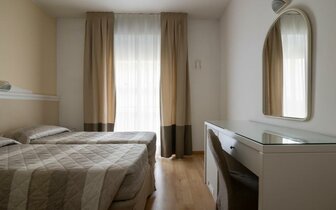 Hotel Miami s bazénom, Taliansko, Lido di Jesolo, dovolenka autom alebo autobusovou dopravou CK TURANCAR Hotel Miami s bazénom, Taliansko, Lido di Jesolo, dovolenka autom alebo autobusovou dopravou CK TURANCAR