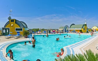 Cristoforo Colombo, Caorle, dovolenka v Taliansku individuálnou alebo autobusovou dopravou CK TURANCAR