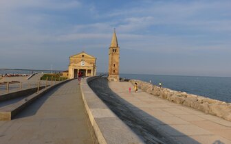 Rezidencia Roberta, zájazdy individuálnou a autobusovou dopravou - CK TURANCAR - Taliansko, Caorle