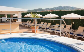 Hotel Amatista - bazén s jacuzzi na streche - letecký zájazd CK Turancar - Španielsko, Lloret de Mar Hotel Amatista - bazén s jacuzzi na streche - letecký zájazd CK Turancar - Španielsko, Lloret de Mar