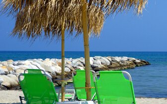 Hotel Grand Platon - pláž - letecký zájazd CK Turancar - Grécko, Olympská riviéra, Paralia Hotel Grand Platon - pláž - letecký zájazd CK Turancar - Grécko, Olympská riviéra, Paralia