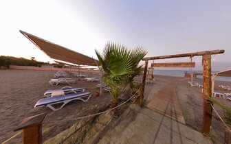 Hotel Club Turtas Beach - pláž - letecký zájazd CK Turancar - Turecko Konakli