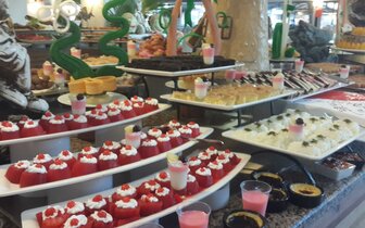 Hotel Club Turtas Beach - bufetové stoly - letecký zájazd CK Turancar - Turecko Konakli