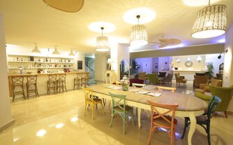 Hotel Incekum Su - lobby - letecký zájazd CK Turancar - Turecko, Avsallar Hotel Incekum Su - lobby - letecký zájazd CK Turancar - Turecko, Avsallar