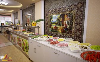 Fafa Premium – jedáleň– letecký zájazd CK Turancar – Albánsko, Durrës