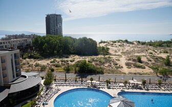 Hotel Tiara Beach - pláž - letecký zájazd CK Turancar - Bulharsko, Slnečné pobrežie Hotel Tiara Beach - pláž - letecký zájazd CK Turancar - Bulharsko, Slnečné pobrežie