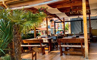 Opal - terasa - letecký a autobusový zájazd CK Turancar - Bulharsko, Primorsko