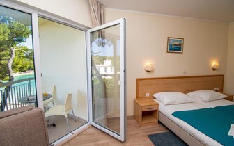 Hotel Centinera - izba - autobusový zájazd CK Turancar - Chorvátsko, Istria, Pula