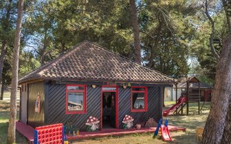 Apartmány Polynesia - miniklub - autobusový zájazd CK Turancar - Chorvátsko, Istria, Umag, Katoro