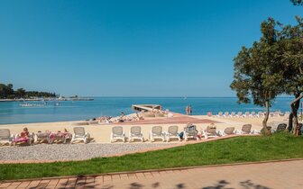 Apartmány Polynesia - pláž - autobusový zájazd CK Turancar - Chorvátsko, Istria, Umag, Katoro