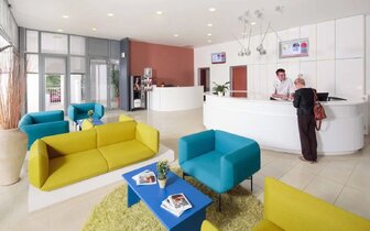 Apartmány Polynesia - recepcia - autobusový zájazd CK Turancar - Chorvátsko, Istria, Umag, Katoro 