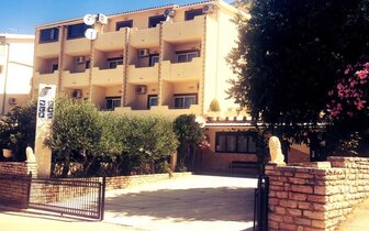 Penzión Star - Chorvátsko Omiš Nemira - autobusový zájazd CK Turancar