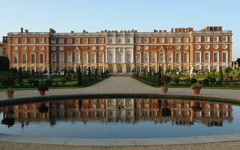 CK Turancar, Letecký poznávací zájazd,  Veľká Británia, Okruh južným Anglickom, Hampton Court Palace CK Turancar, Letecký poznávací zájazd,  Veľká Británia, Okruh južným Anglickom, Hampton Court Palace
