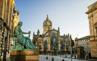 CK Turancar, letecký poznávací zájazd, Tajomstvá Škótska a jazera Loch Ness, Edinburgh, Royal Mile CK Turancar, letecký poznávací zájazd, Tajomstvá Škótska a jazera Loch Ness, Edinburgh, Royal Mile