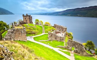 CK Turancar, letecký poznávací zájazd, Tajomstvá Škótska a jazera Loch Ness, Urquhart Castle CK Turancar, letecký poznávací zájazd, Tajomstvá Škótska a jazera Loch Ness, Urquhart Castle