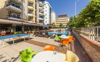 Kleopatra Ada Beach - bazény - letecký zájazd CK Turancar - Turecko, Alanya