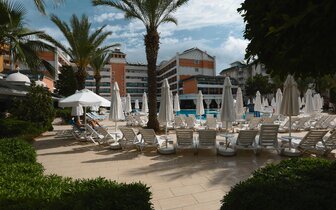 Insula Resort - areál hotela - letecký zájazd CK Turancar - Turecko, Konakli Insula Resort - areál hotela - letecký zájazd CK Turancar - Turecko, Konakli