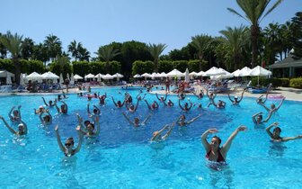 Insula Resort - bazén - letecký zájazd CK Turancar - Turecko, Konakli Insula Resort - bazén - letecký zájazd CK Turancar - Turecko, Konakli