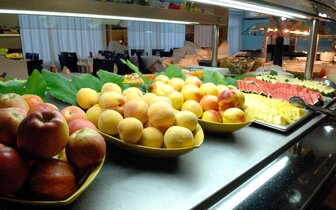 Hotel Santa Monica Playa - bufet - pobytový zájazd CK Turancar - Španielsko, Salou